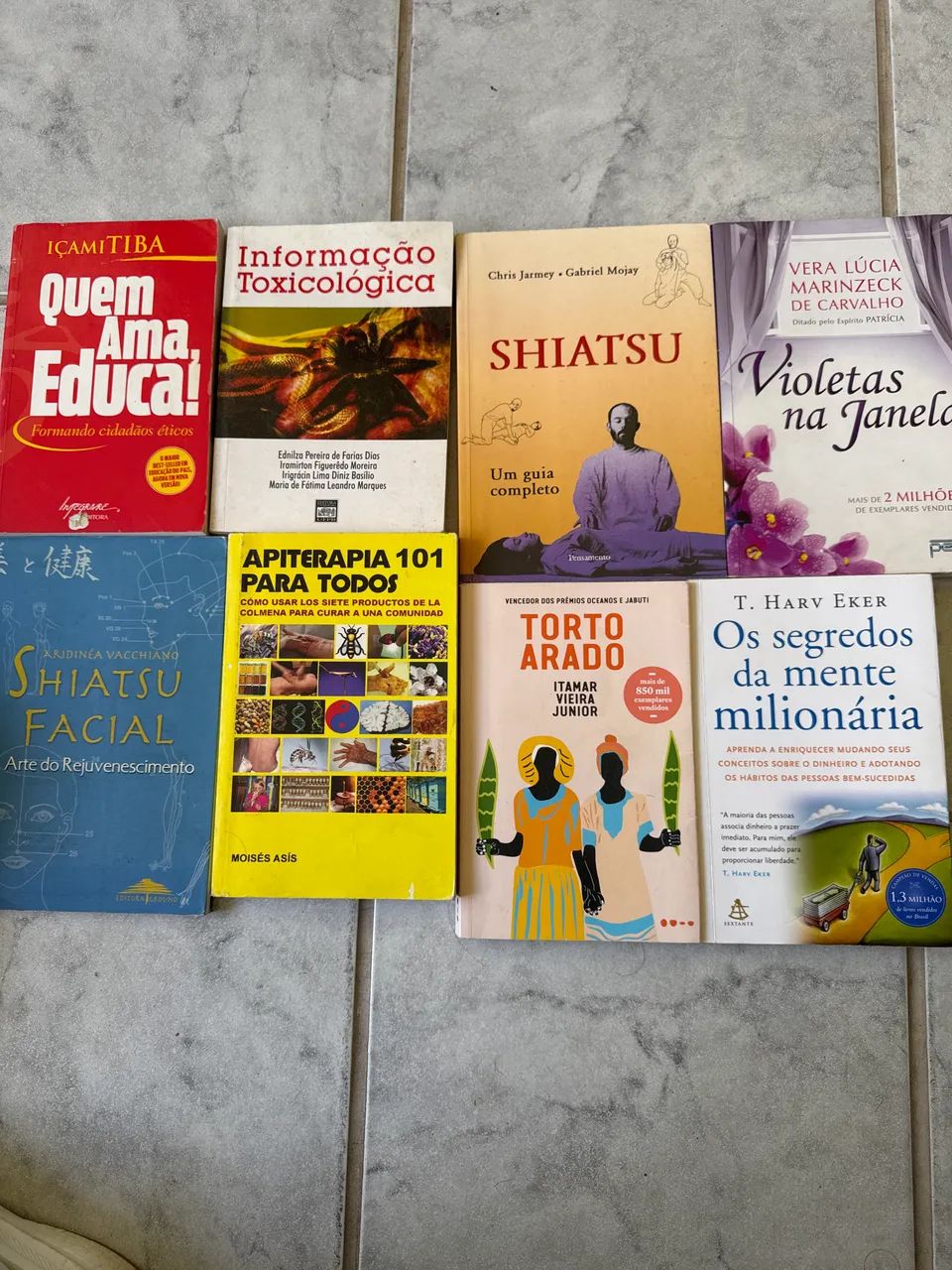 Livros diversos  - Foto 2