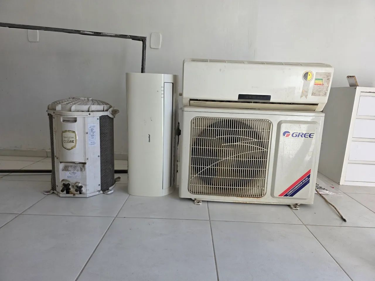 Ar-condicionado e portas