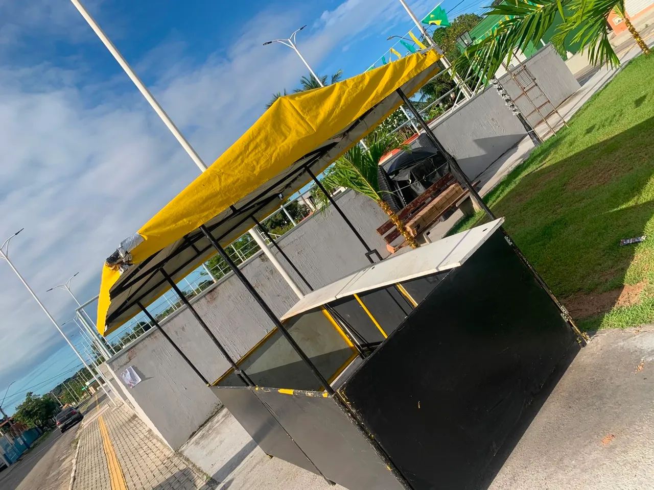 Ela vira Tenda..é barraca estilo trailer ótima pra quem quer empreender? - Foto 2
