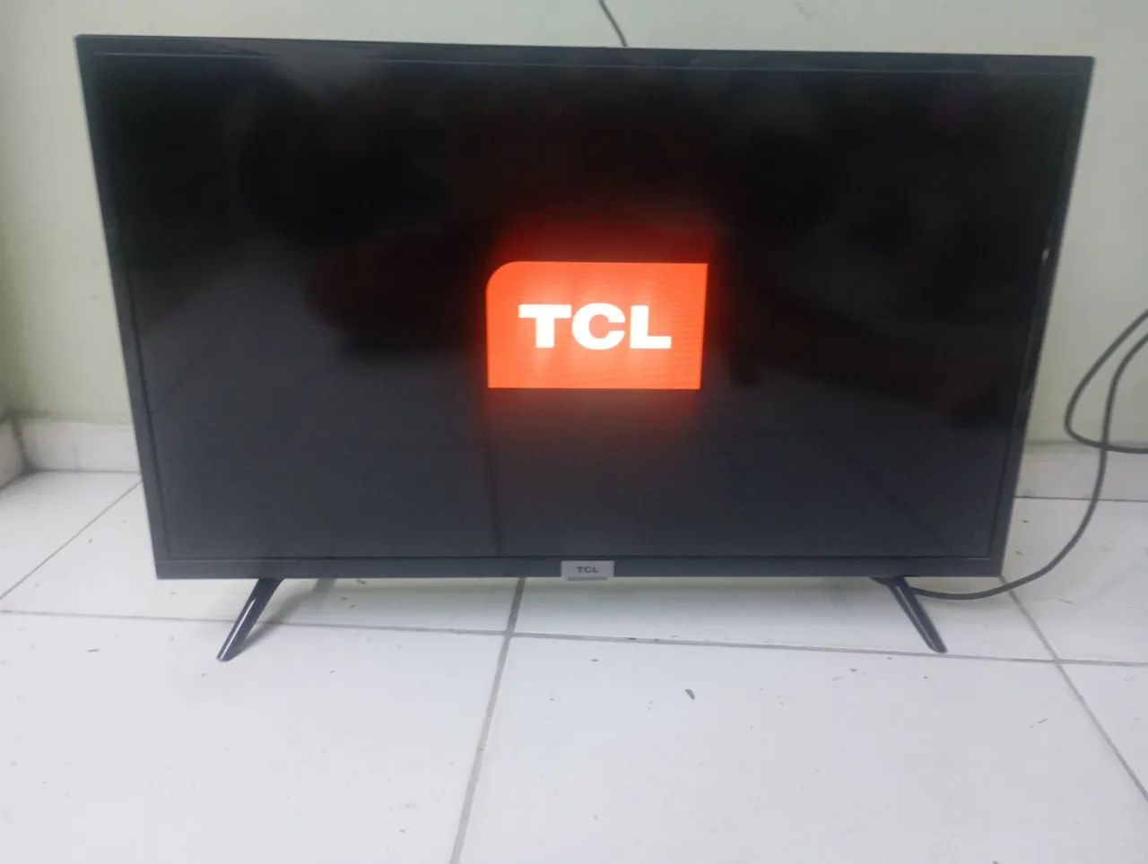 Vendo uma TV smart de 32 polegadas  - Foto 2
