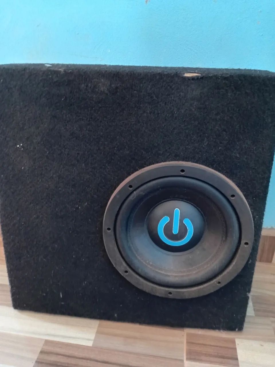 Vendo uma caixa sub 300 rms