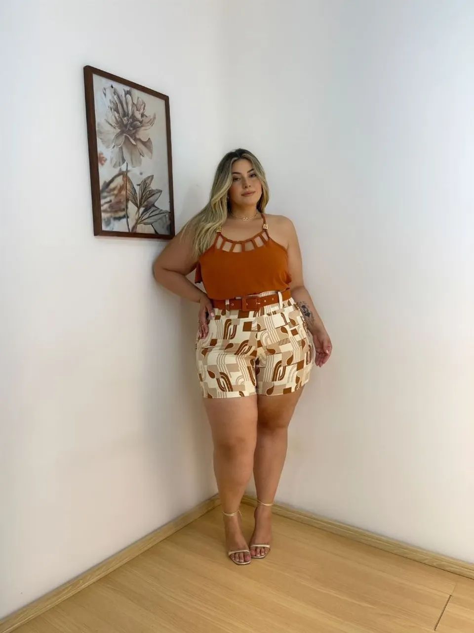 Curva elegante  - Foto 2