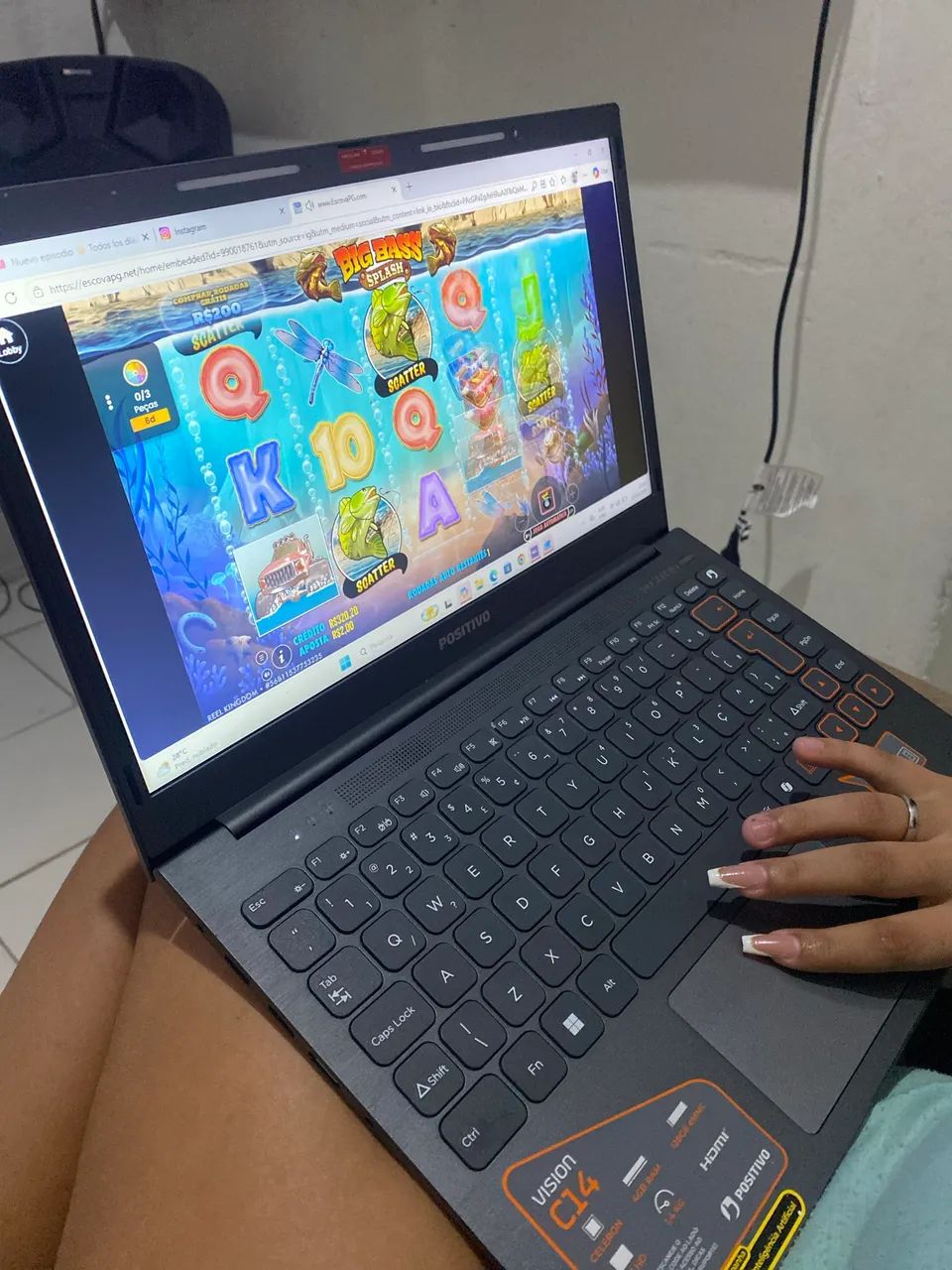 Notebook positivo 2 mês de uso 