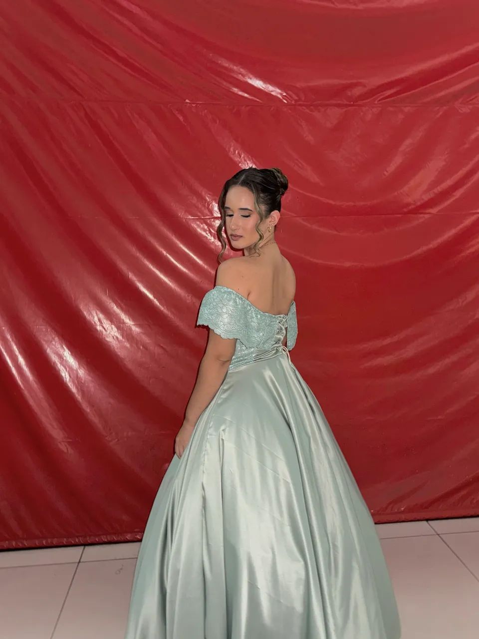 Vendo vestido, pra vender ligeiro usado somente 1x