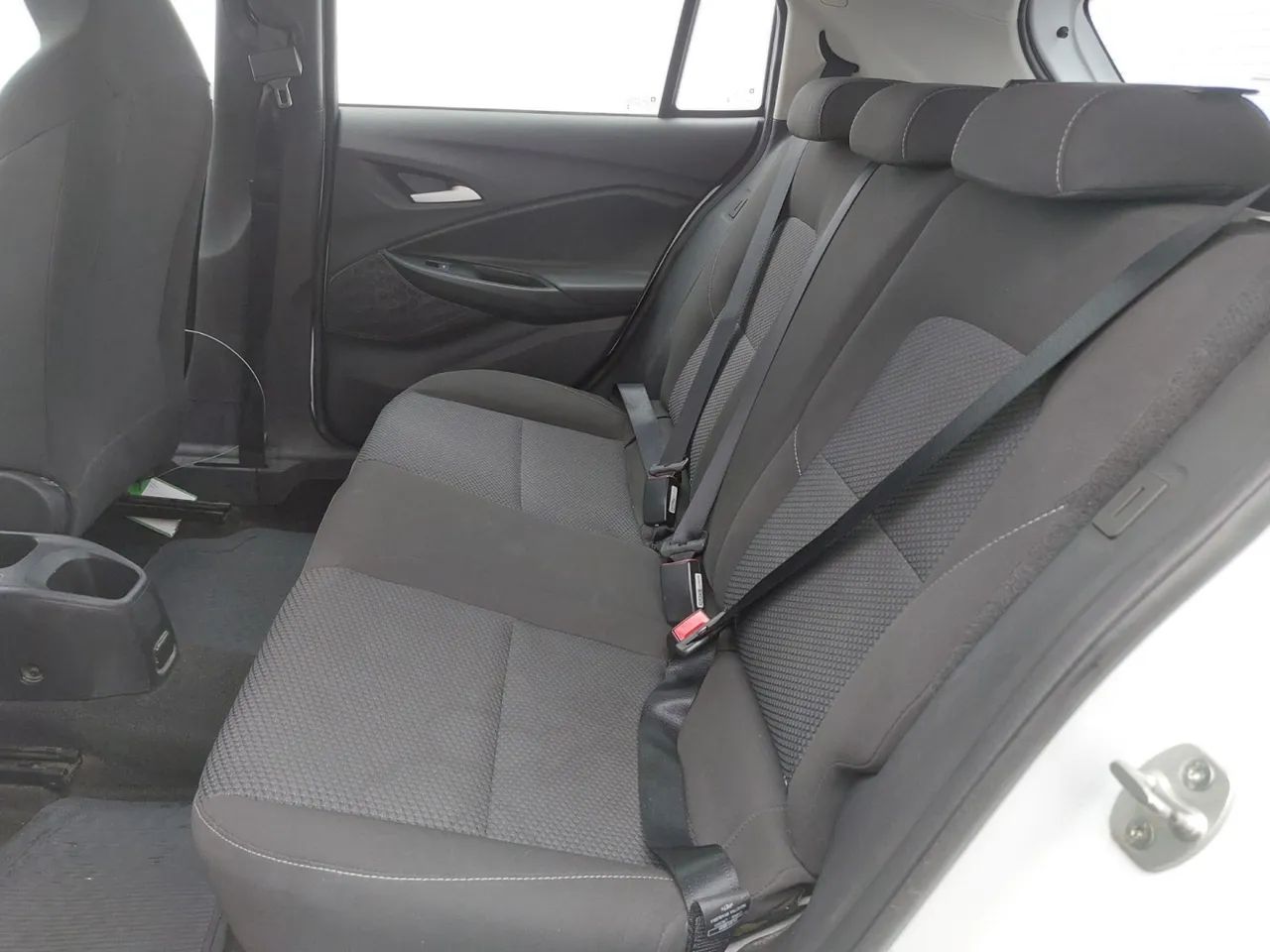 Chevrolet Onix Hatch LT 1.0 12V TB Flex Mec. 4P, foto 16 de 17