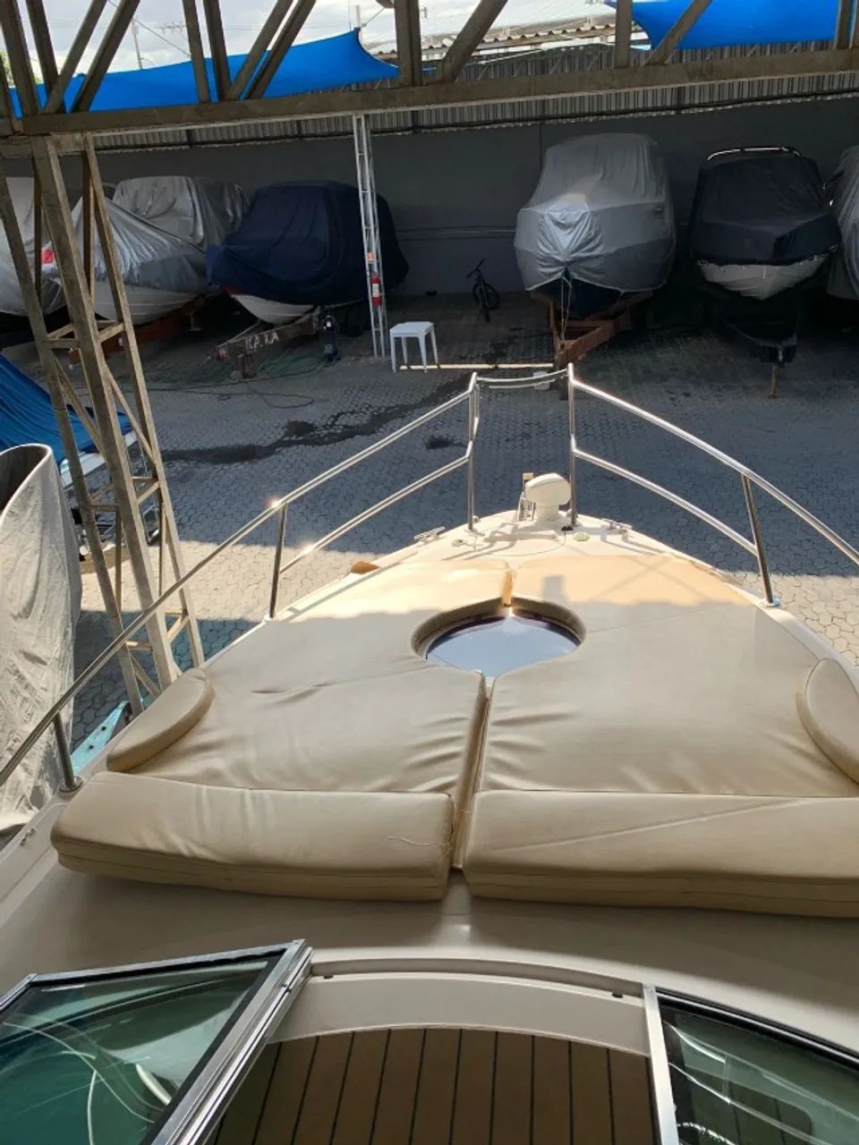 Lancha Focker 30.5 (2015) - Motor Mercruiser 8.2 380Hp - 520 Horas - Foto 5