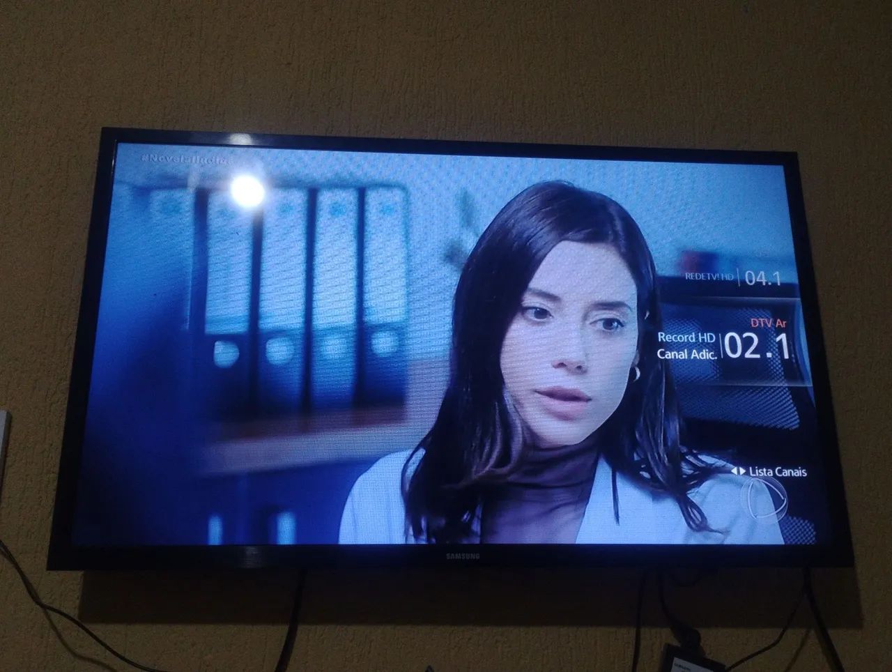 Vendo tv 32 polegadas  - Foto 3
