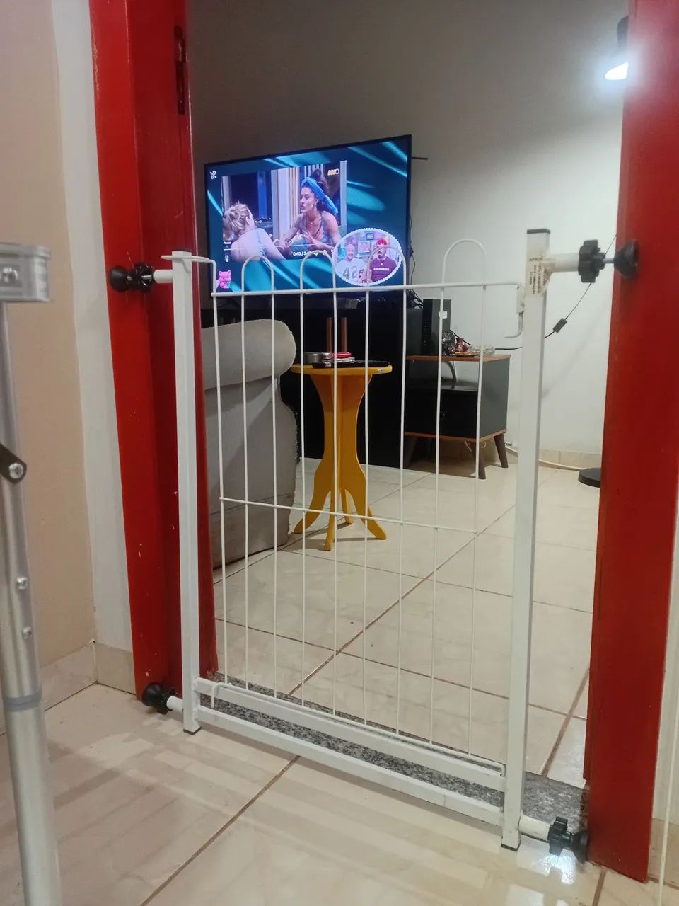 Portão de proteção para bebê/animais - Foto 2