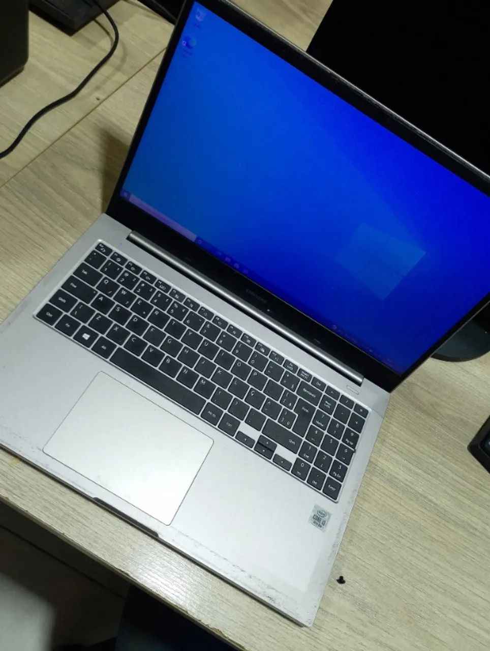 Notebook Samsung Core i3 10° , 8Gb ram, SSD 128, 1TB HD