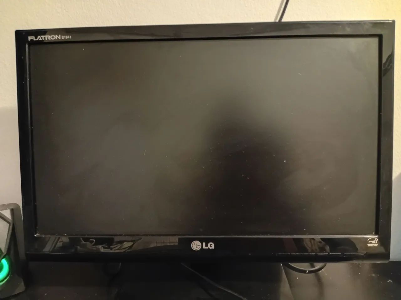 Monitor LG - 47 cm 18,5" - Novíssimo - Foto 4