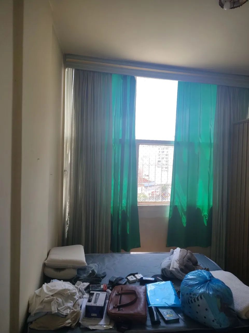 Vendo apê 2 quartos, suite, na rua 4, centro. - Foto 3