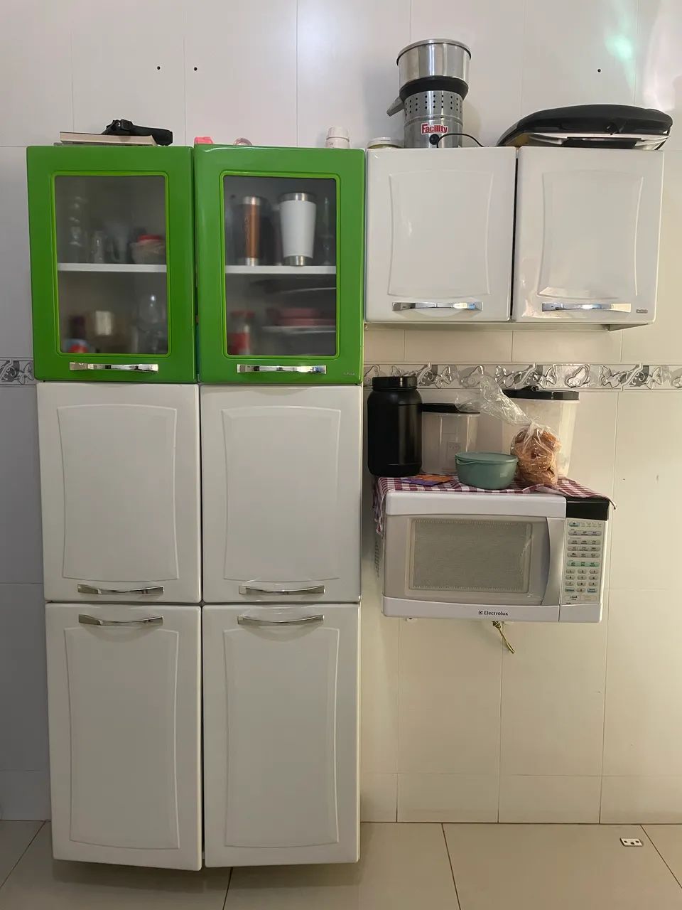 Armário aéreo Itatiaia completo 