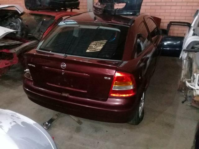 Sucata carroceria Astra 1999 2 portas