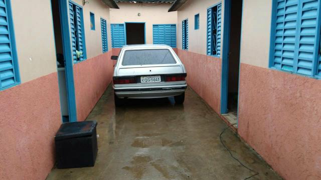 Imóvel com três moradias Recanto das Emas