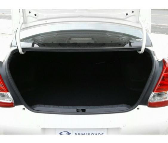 Toyota Etios Sedan 1.5 sem A/C - Foto 7