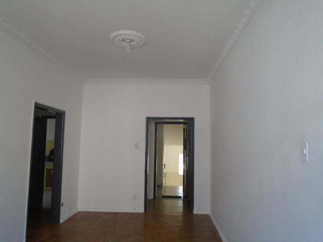 Apartamento - GRAJAU - R$ 1.200,00