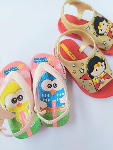 Chinelo Galinha Pitadinha + Sandália bebê Maravilha - Foto 3