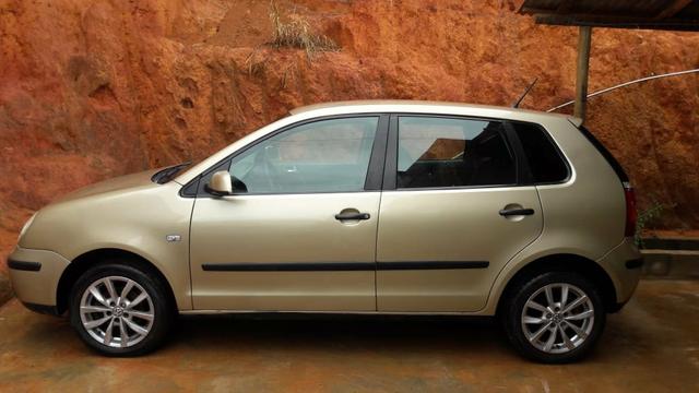 Polo hatch