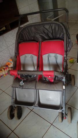 Carrinho duplo para bebe