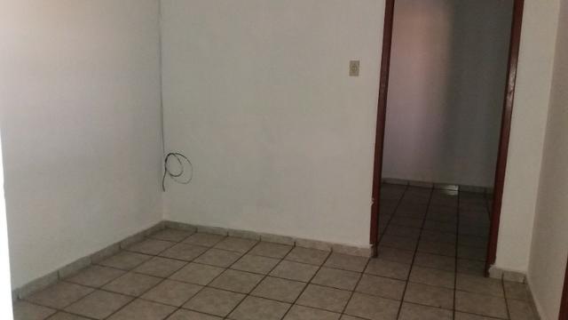 Casa a 150 Metros da Av. Goiás, Próxima da Rodoviária e Shopping Passeio das Águas - Foto 9