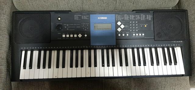 Teclado yamaha psr-E333 - Foto 2