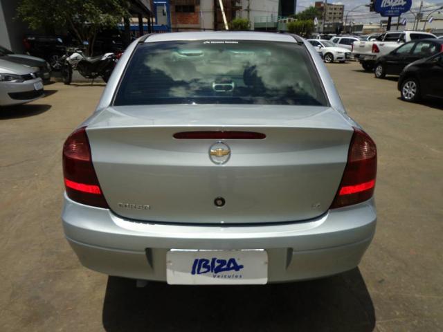 Chevrolet Corsa Sedan SEDAN 1.4 PREMIUM - Foto 2