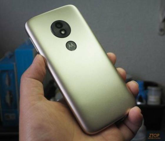 Moto E5 Play / troco por outro c volta