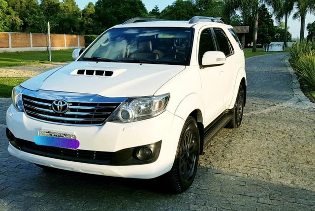 Hilux SW4 SRV 3.0 Diesel 4x4