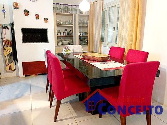 C395 - Linda residência em ótima localização a 300 metros do mar - Foto 15