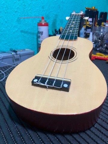 Ukulele deals soprano olx