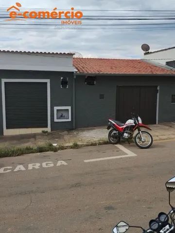 Casa com ponto comercial a venda em Lavras