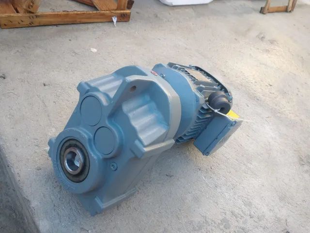 Motoredutor trifásico 3 cv redução 1/10 - Foto 3