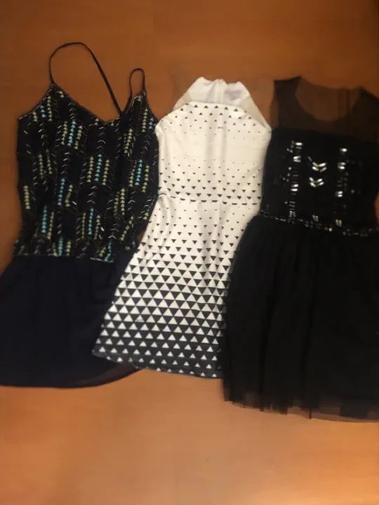 Lote com 3 lindos vestidos de festa 14/16 anos 