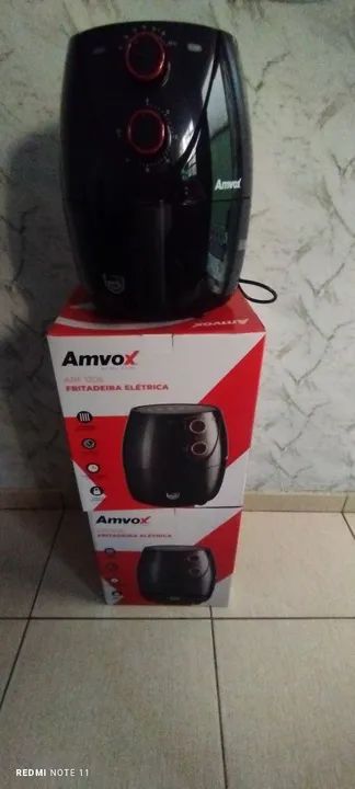 SÃO 2 UNIDADES 199,00 CADA UMA! Fritadeira Elétrica Amvox 4,5L - Nova!