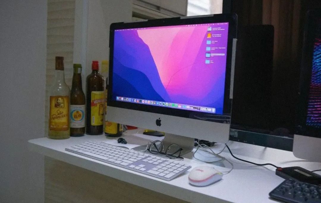 Apple Imac 21.5 Core i5 1000GB SSD, 16GB RAM - Foto 2