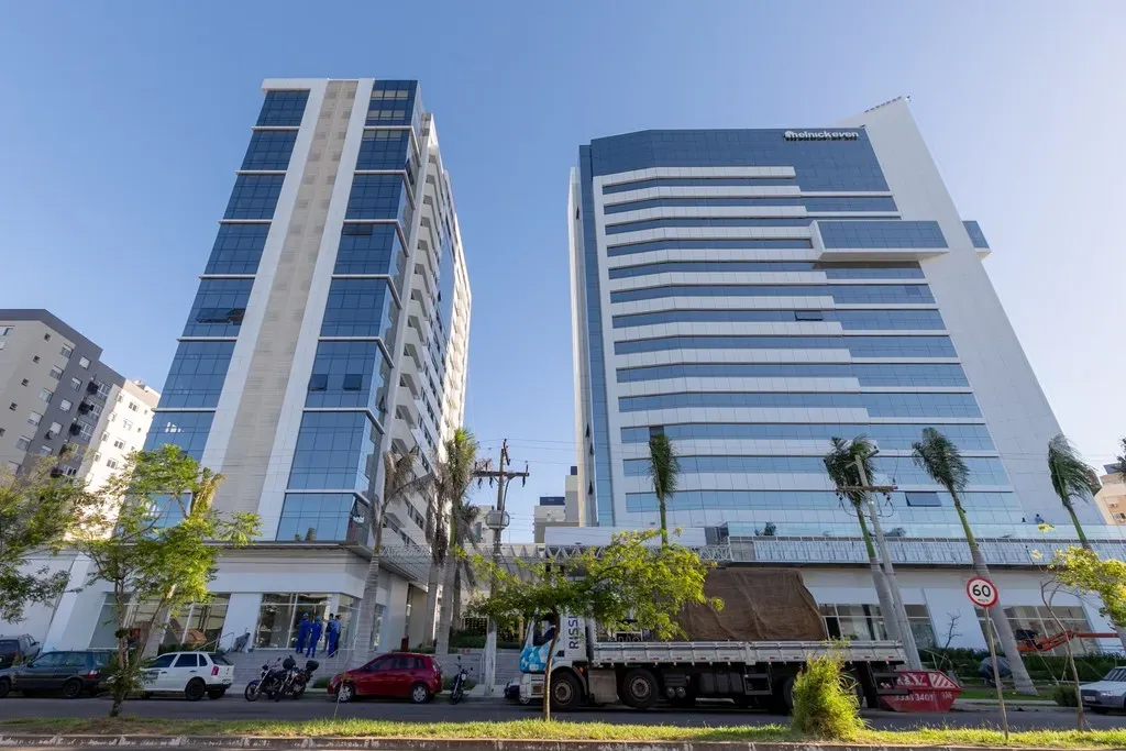 Apartamentos de 37m² a 62m² privativos, opções de Lofts, 1 Dormitório e Duplex com 1 ou 2