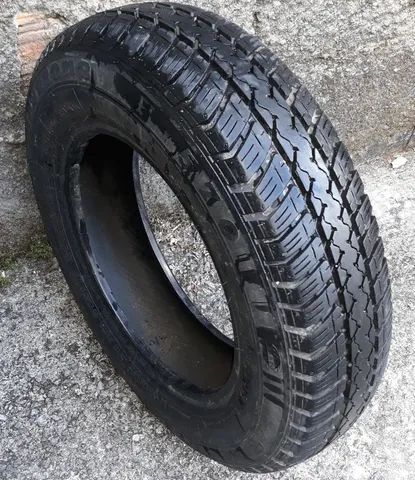 Pneu Firestone F 570 medida 145 80 R13 muito pouco usado Carros