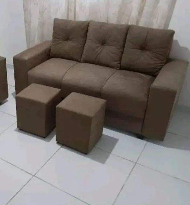 Sofá de 3 lugares com puffs  - Foto 2