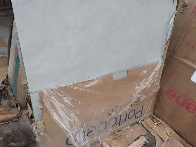 Porcelanato maré dautino polido 120x120 Portobello