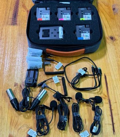 Microfone Lapela Quádruplo Digital Cômica BoomX-U QUA