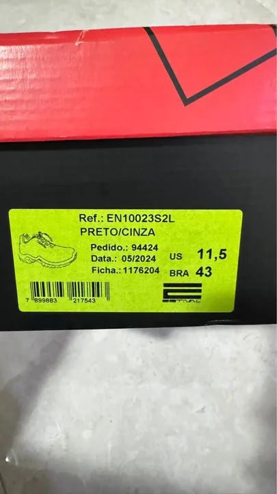 Bota Estival tamanho 43, com bico PVC. - Foto 4