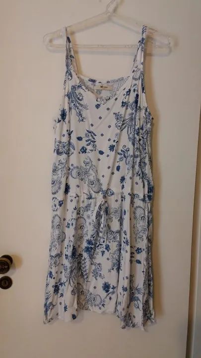 Diversas roupas 42/44 