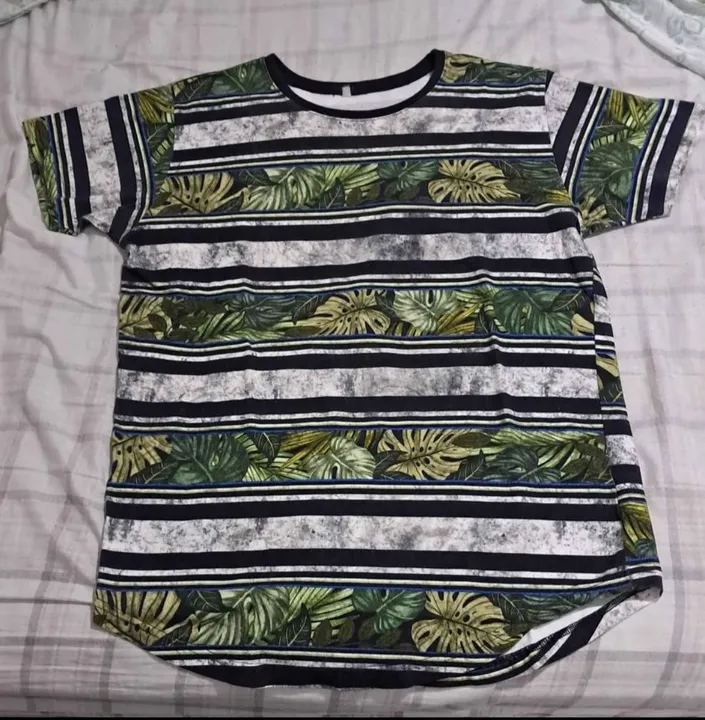 Camiseta Floral NOVA