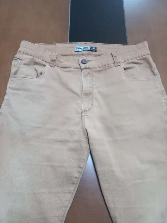 Calça marrom claro, marca Skype, tamanho 46, 