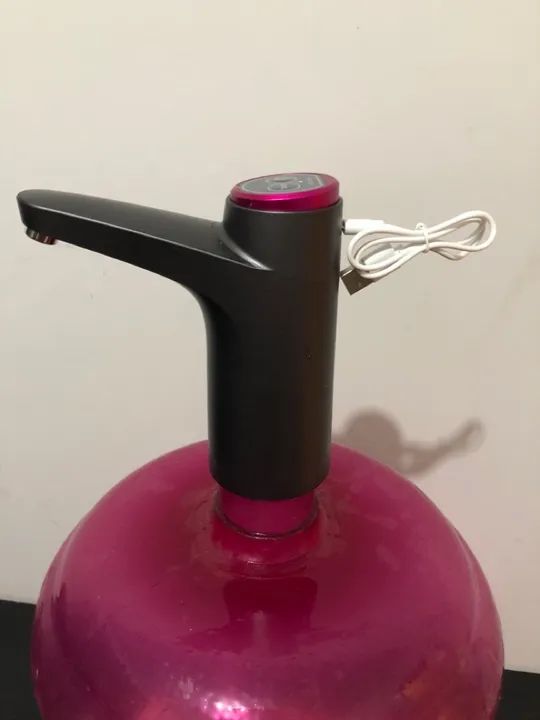 Bebedouro de Garrafa Garrafão de água de 20L vazio Vasilhame para troca de bomba de água - Foto 3