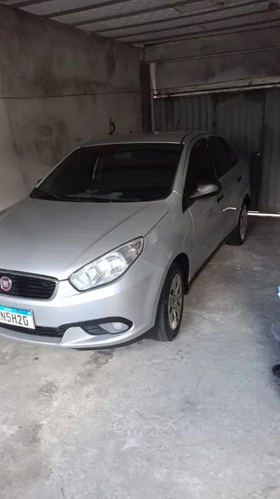 Grand Siena 2019 carro financiado restam 36 parcelas à ser pagas