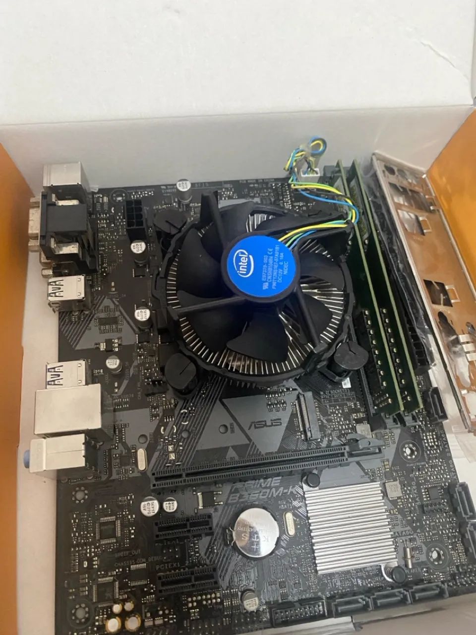 Kit i3 9 geração + placa mãe asus + 2 memorias 8gb ddr4  2400
