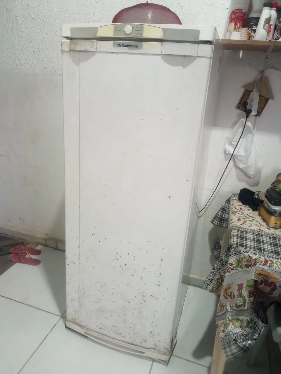 Geladeira Continental 270 Litros