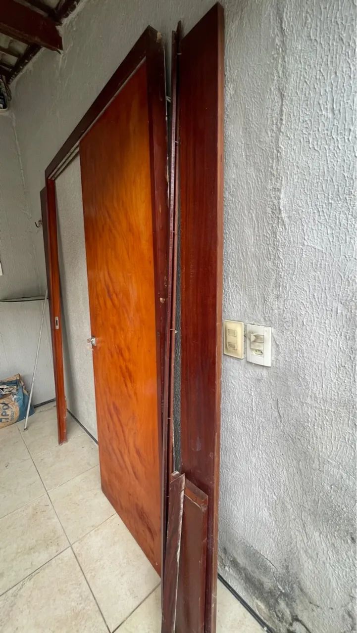 PORTA DE CORRER MADEIRA (1,40 x 2,10)