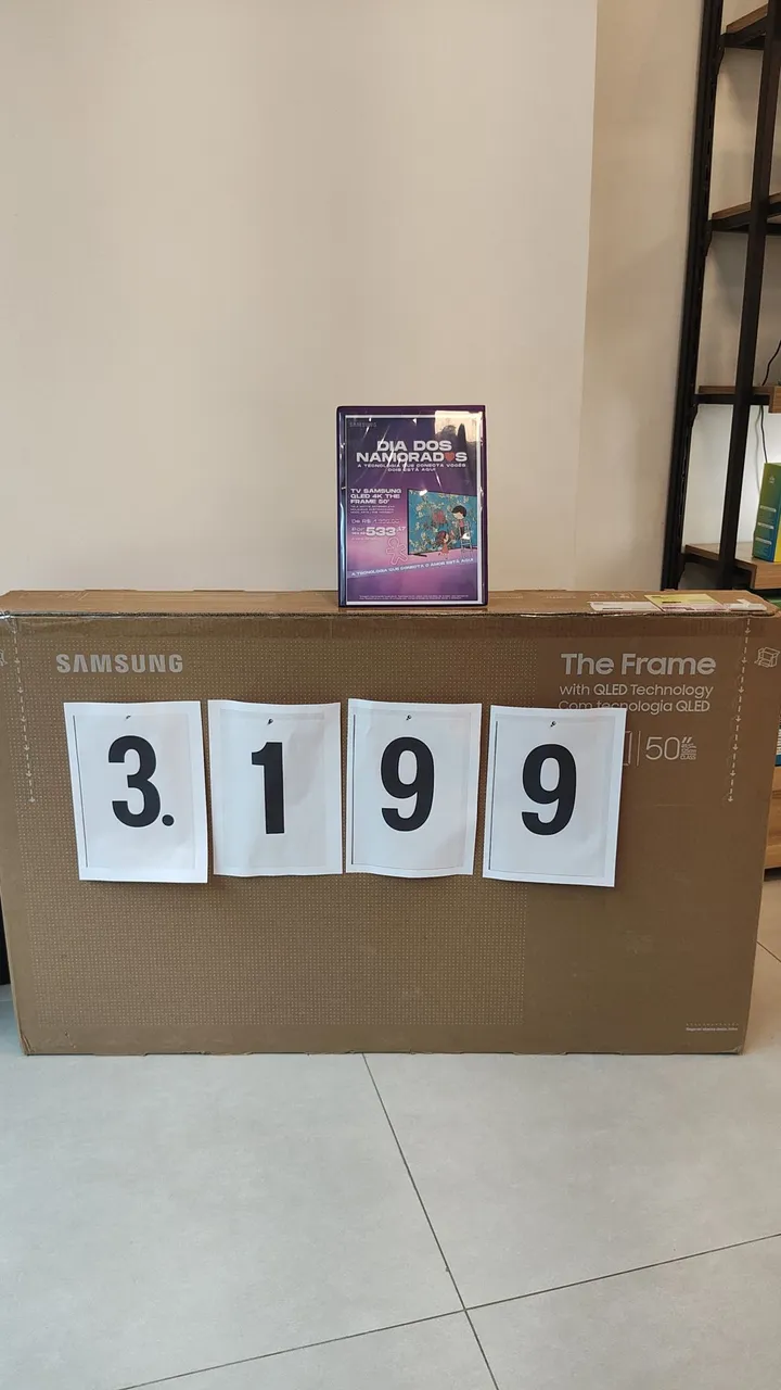 SAMSUNG TV THE FRAME 50" NA CAIXA